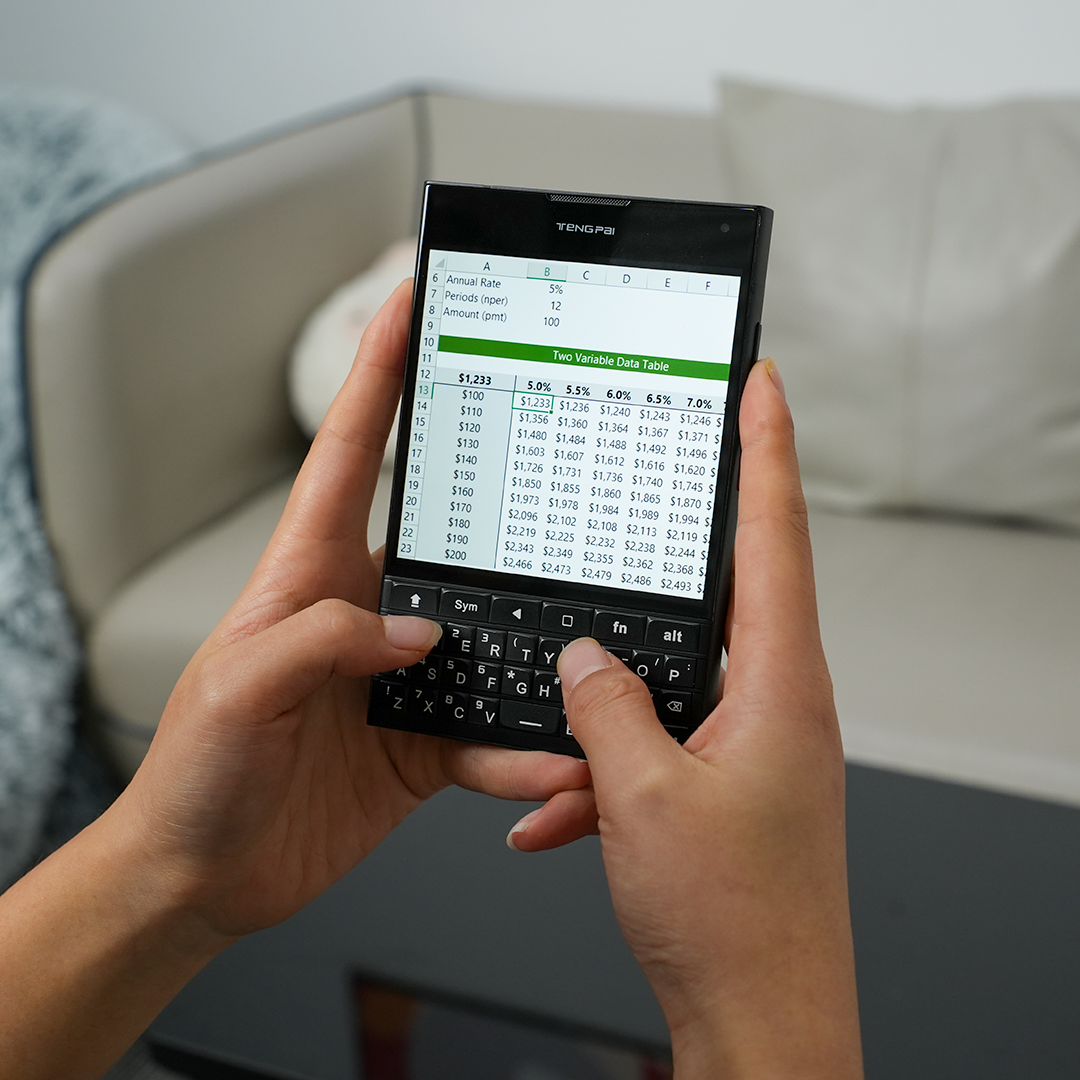 The Keyboard Phone Is Back For 5G