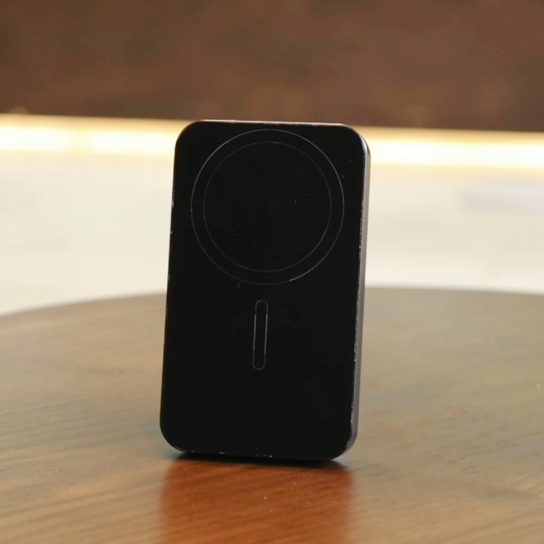Qi2 25W Semi-Solid Cooled Power Bank