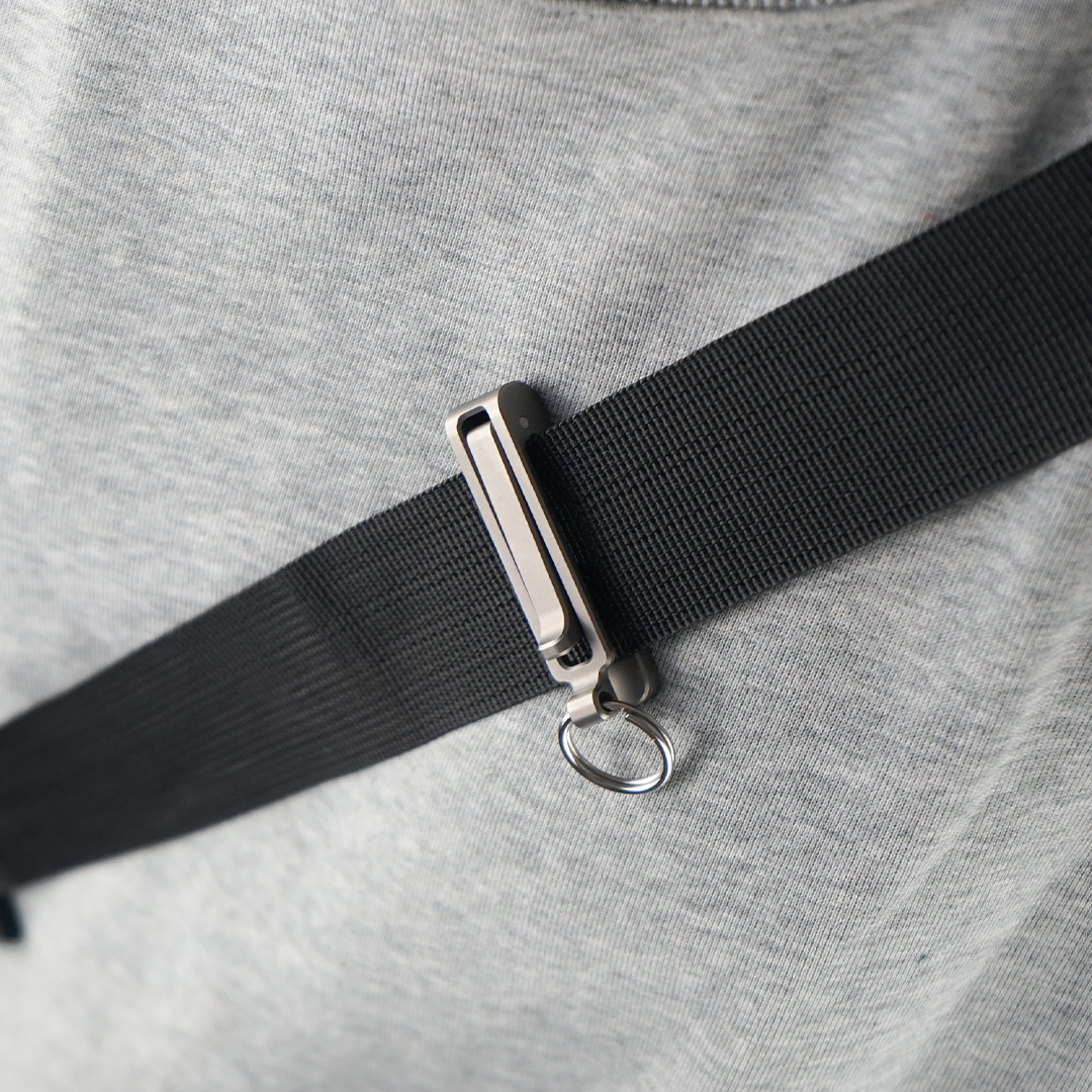 The Clip Keychain That Locks Everywhere