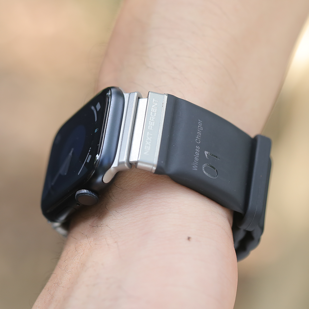 Magnetic Watch Band With Built-In Fast Charging