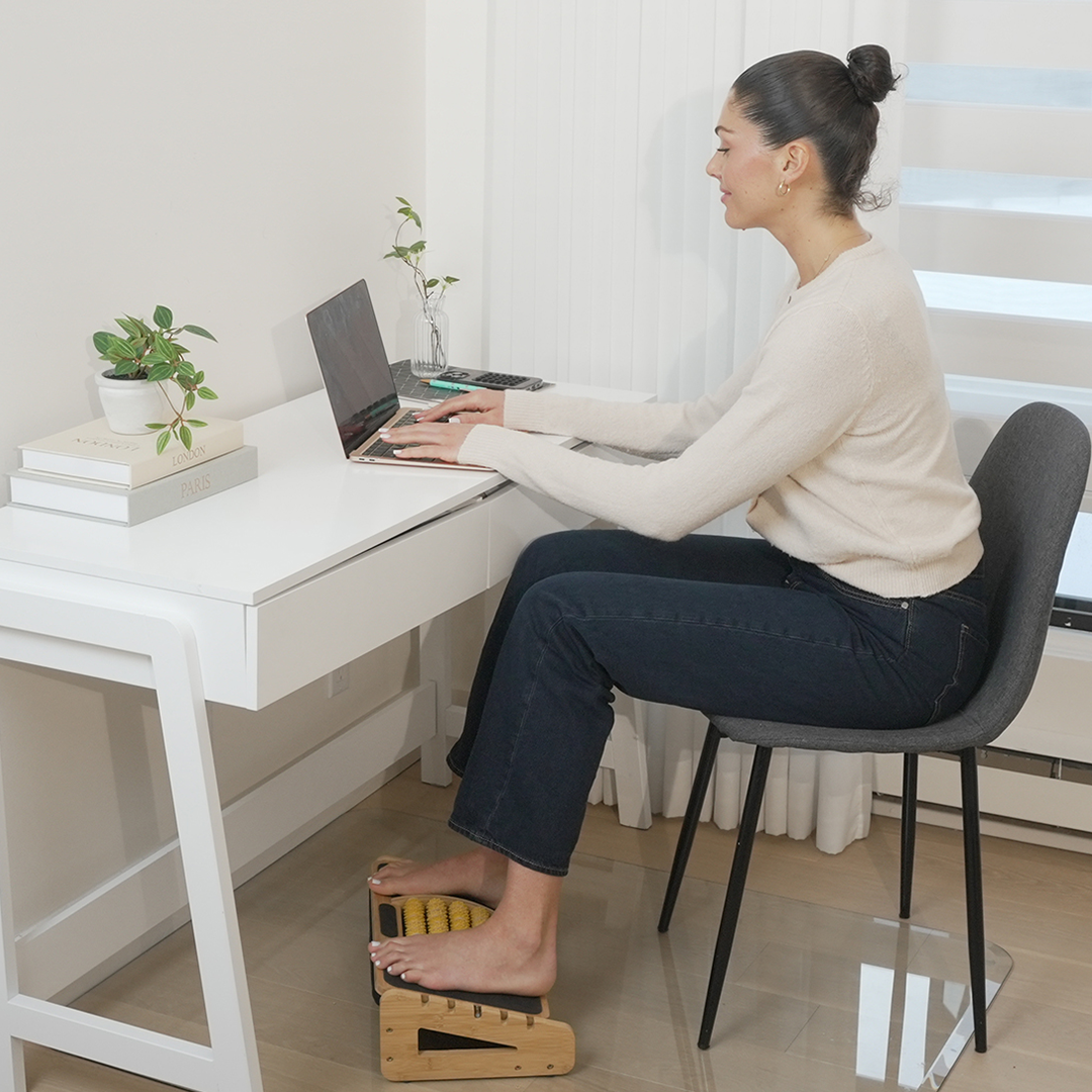 5-in-1 Dual-Surface Footrest