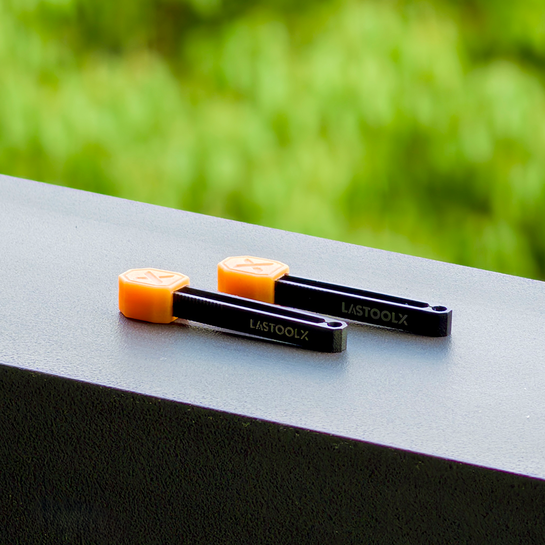World's Smallest Titanium Tweezers