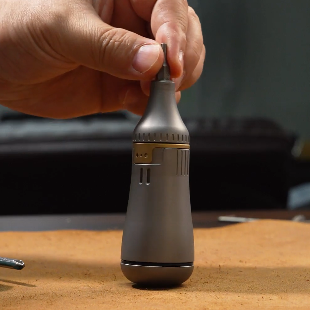 Ergonomic Driver With Precision