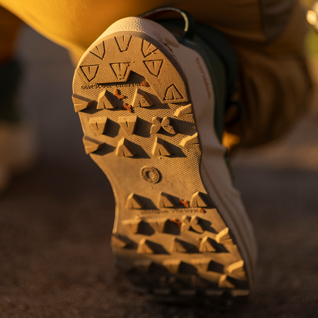 Carbon Plate Hiking Shoes