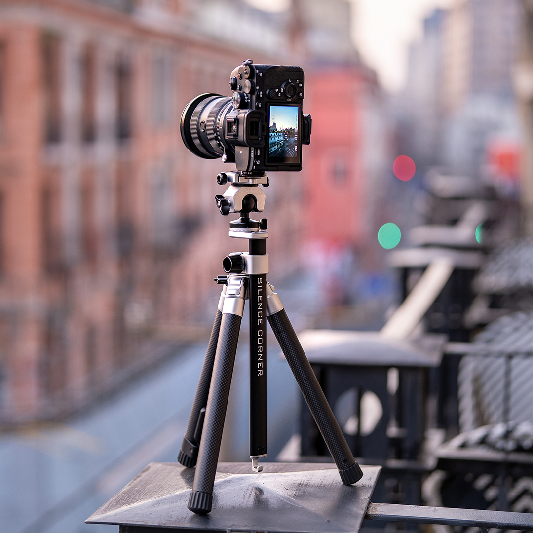 Full-Size Tripod That Hangs Anywhere