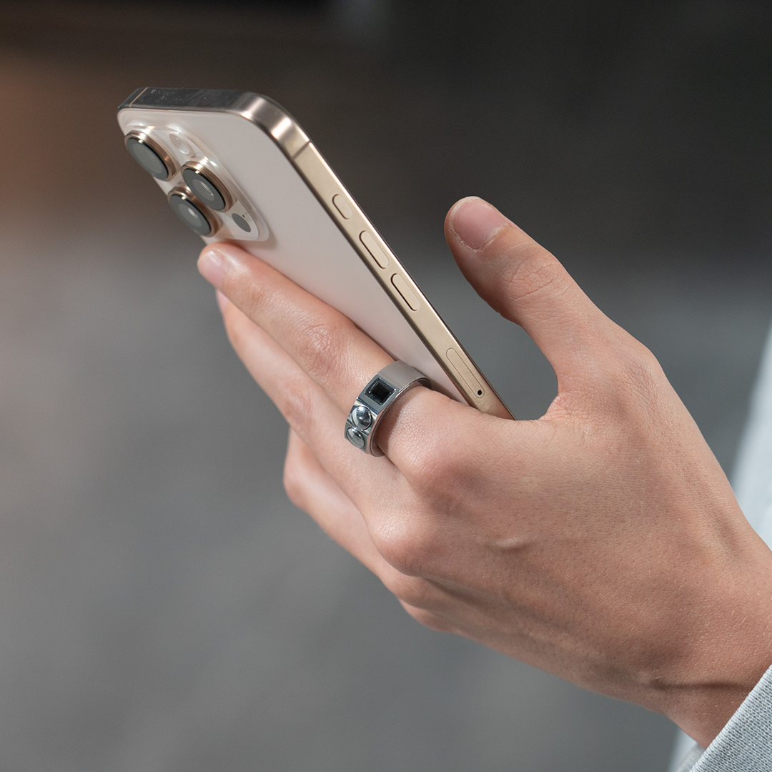 Tech Meets Fashion: The Ring That Controls Your Digital World