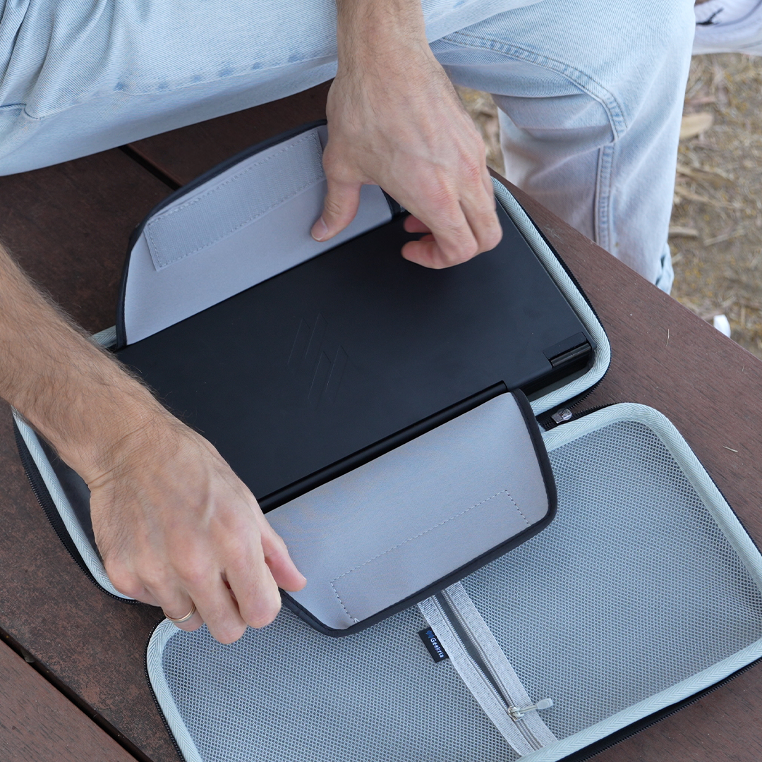 The Portable PC That Folds To Go