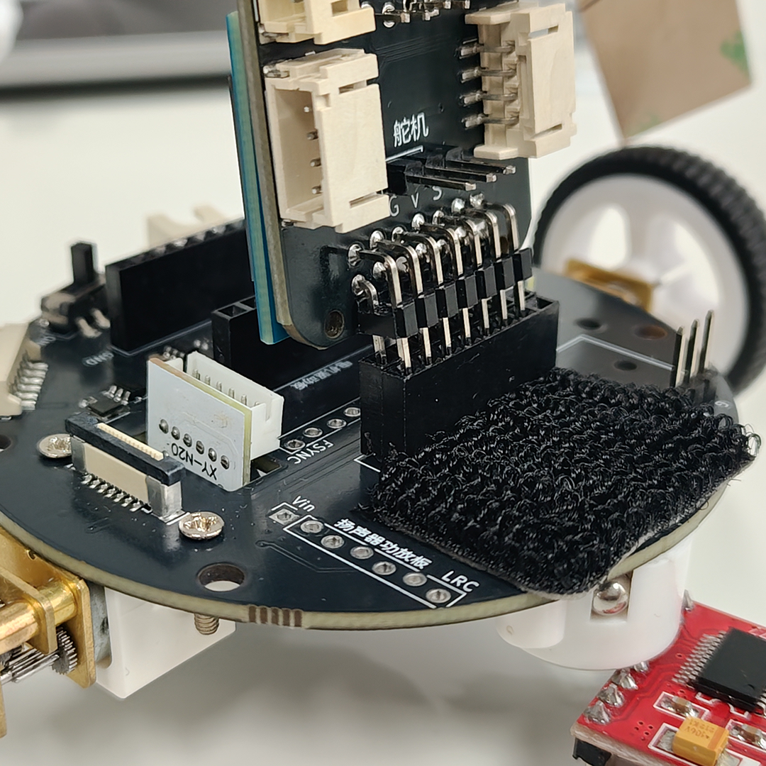 On-Device Edge AI Robotics Kit