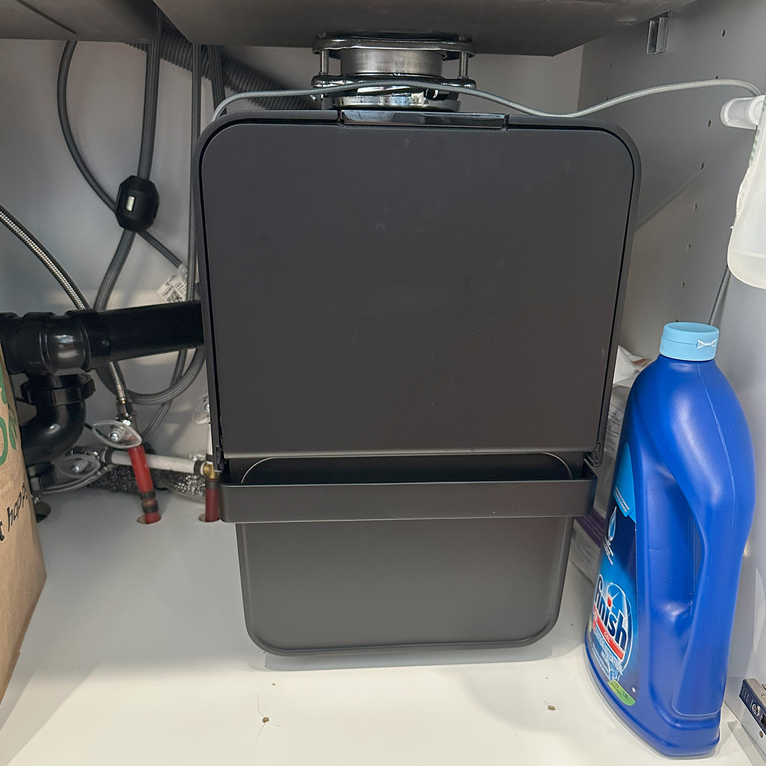 The Under-Sink Composter That Seals Odors