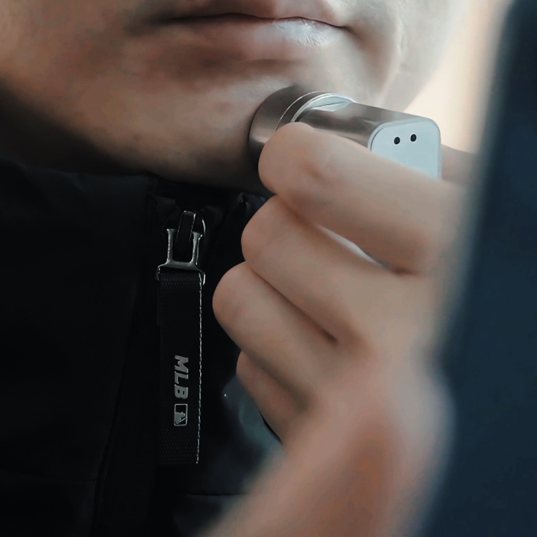 Innovative Battery-Free Shaver: Compact, Powerful, & Ready Anywhere