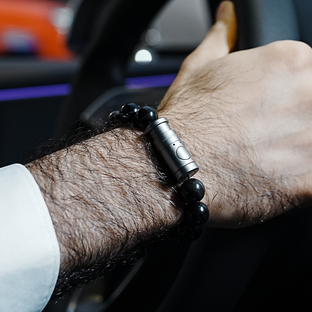 7.4g Wearable AI Translator