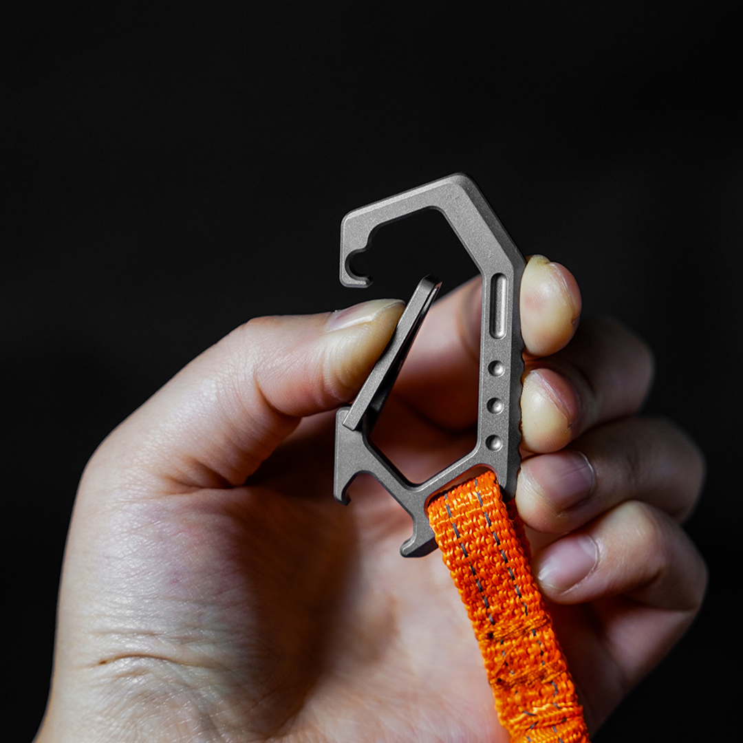 Magnetic EDC That Stays Put