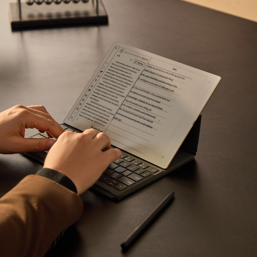 The AI-Powered Paper Tablet
