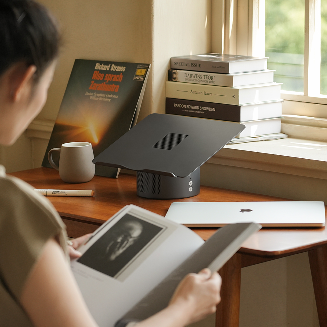 The Stand That Cools And Sounds Great