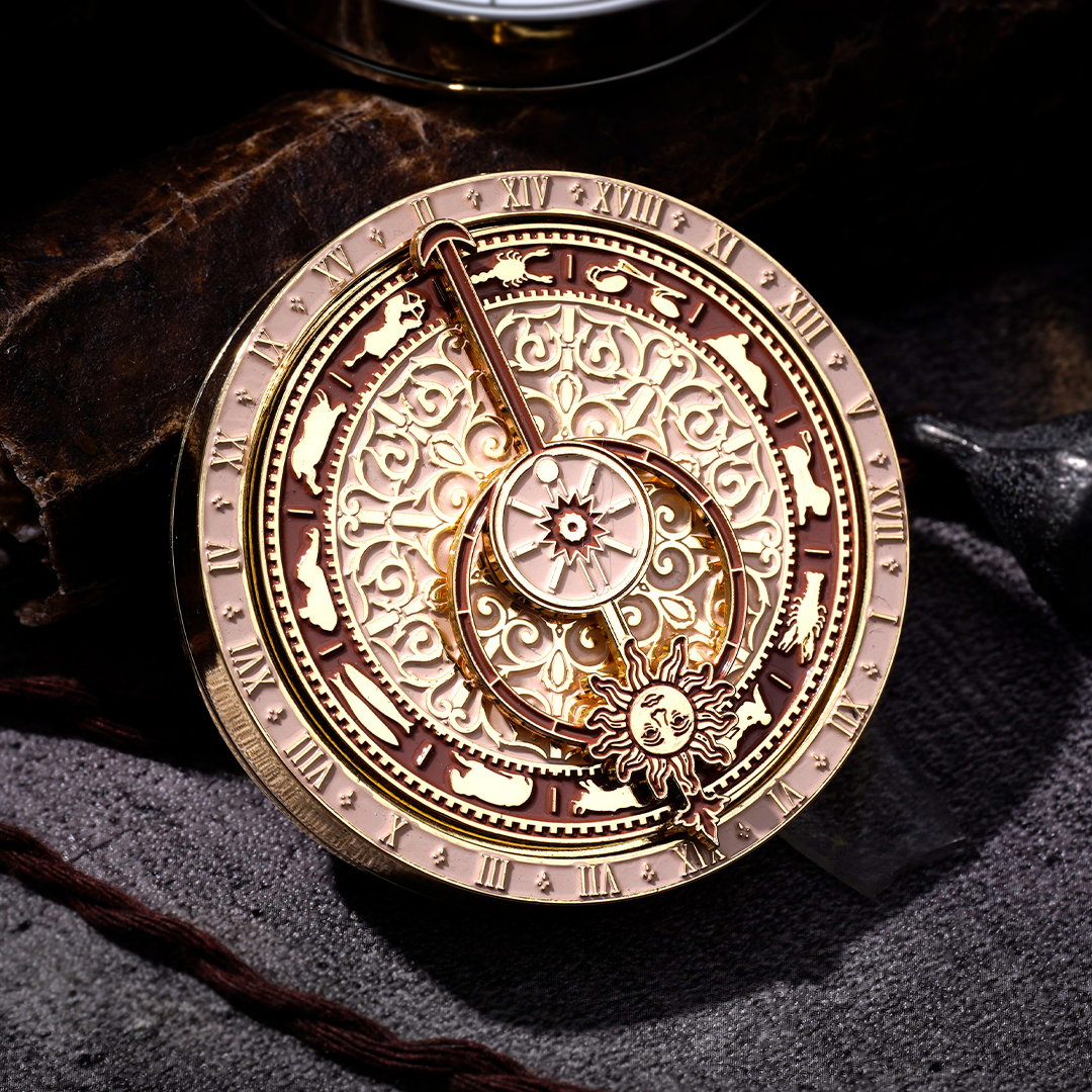 Clock-Inspired D20 With Rotating Pointer