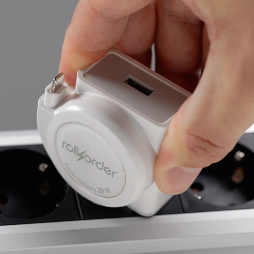 The Compact Charging Solution With A Built-In Retractable Cable