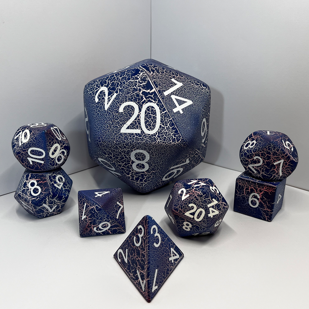 Giant 20 cm (7.8 in) D20 Glows in the Dark