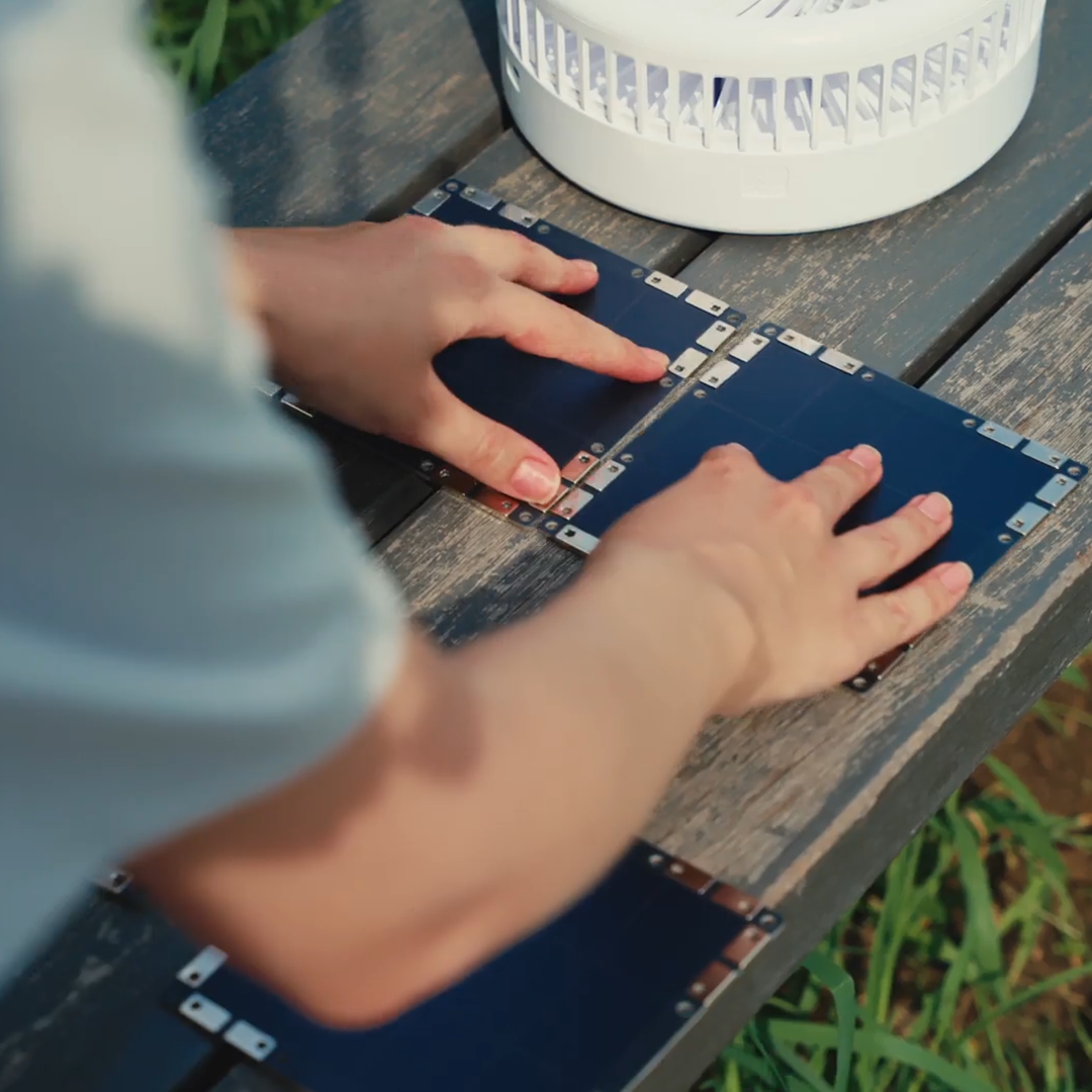 Lightweight Solar Panels To Bring Everywhere