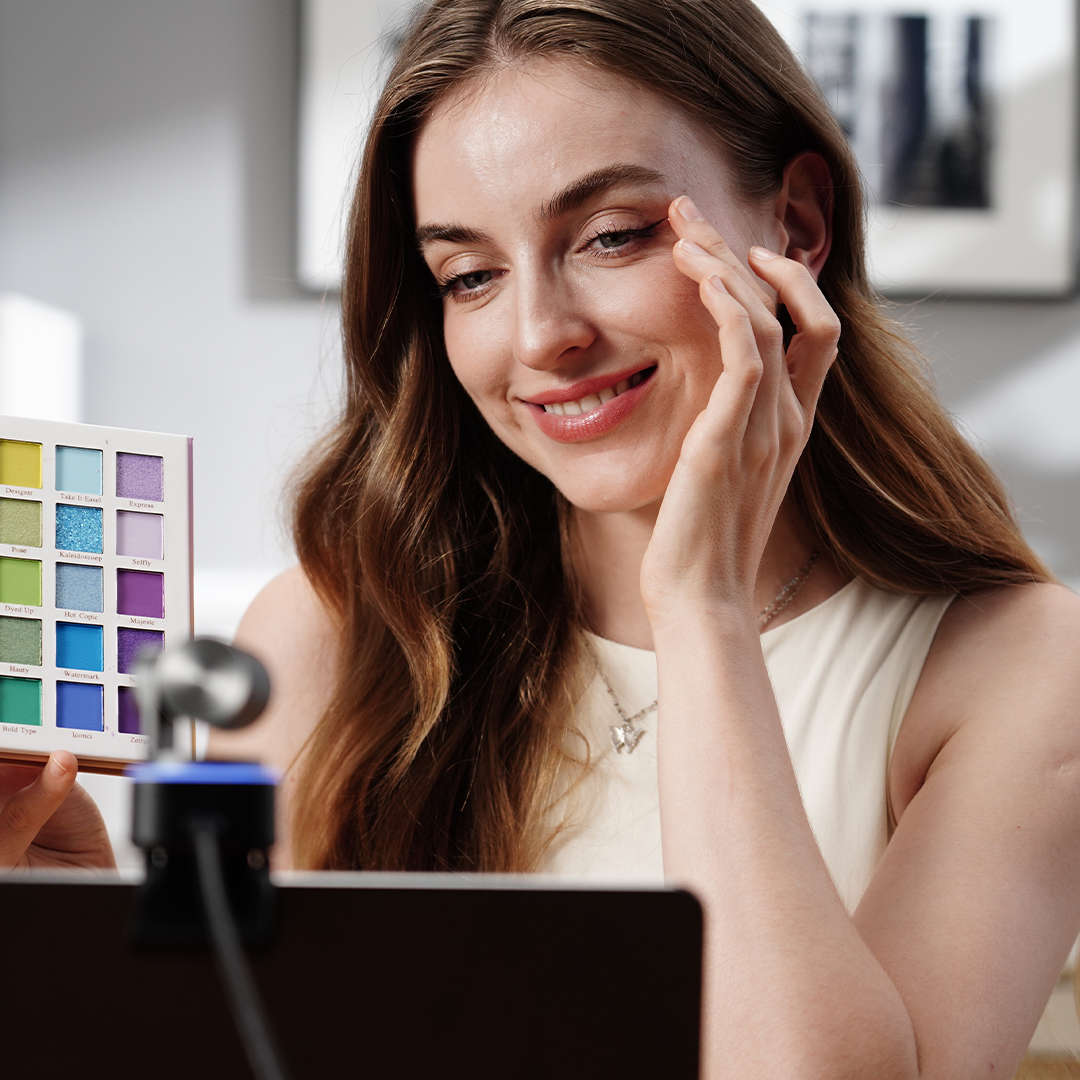 All-In-One 4K Creator Webcam