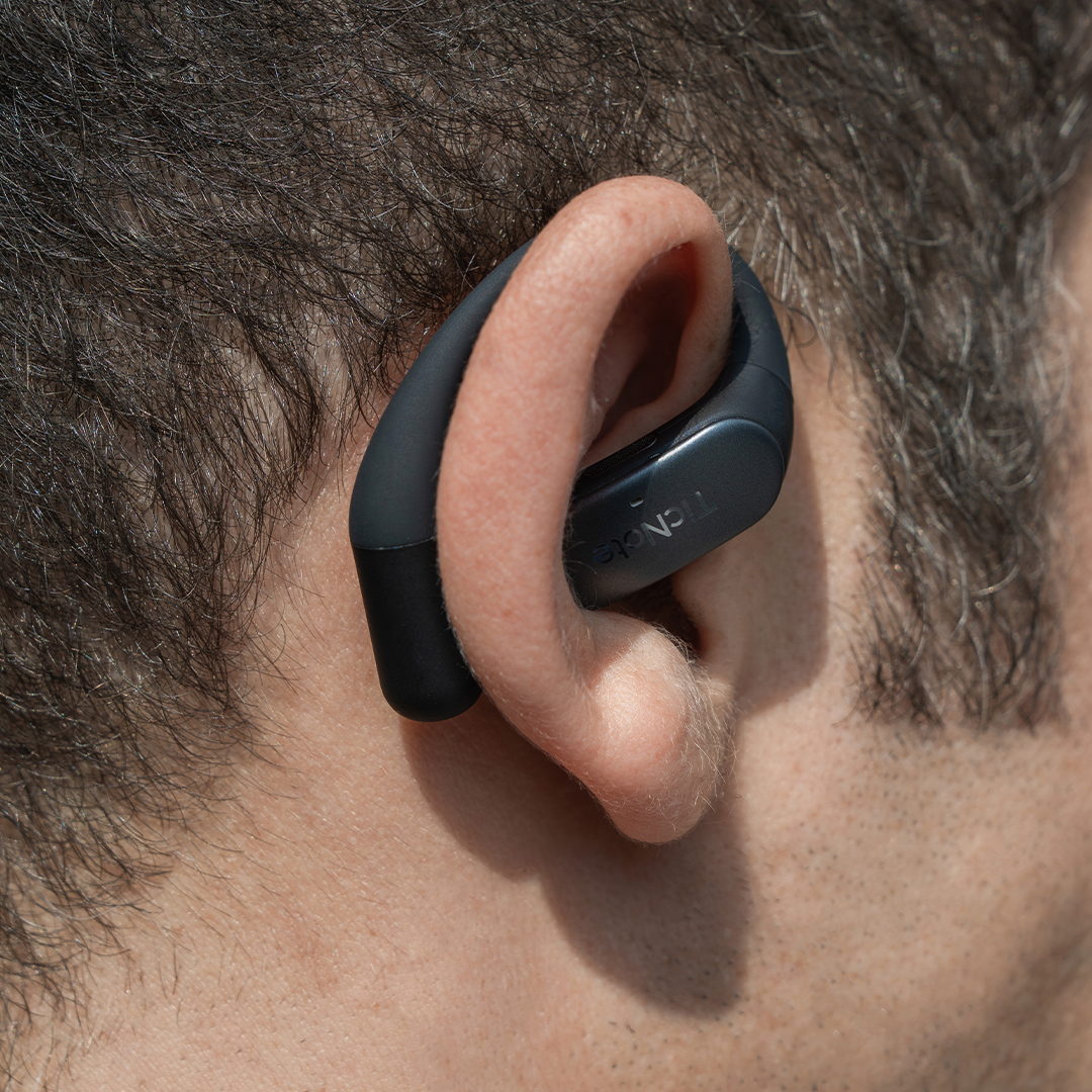 These 4G Earbuds Take Notes