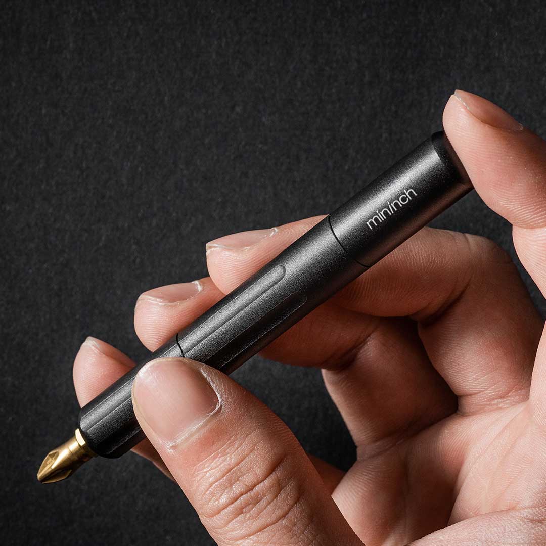 Engineered Grip Meets Smart Torque In One Sleek Screw Slayer