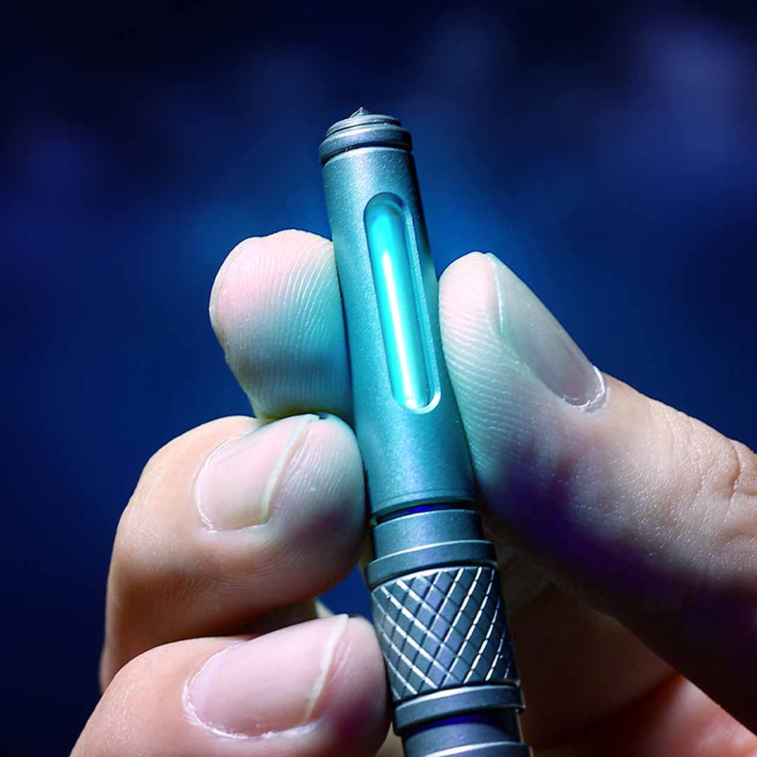 Quick-Release Titanium Tool With Tritium Glow