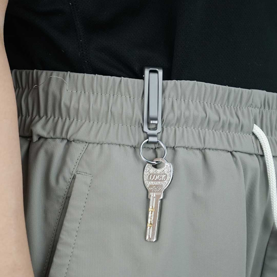 The Clip Keychain That Locks Everywhere