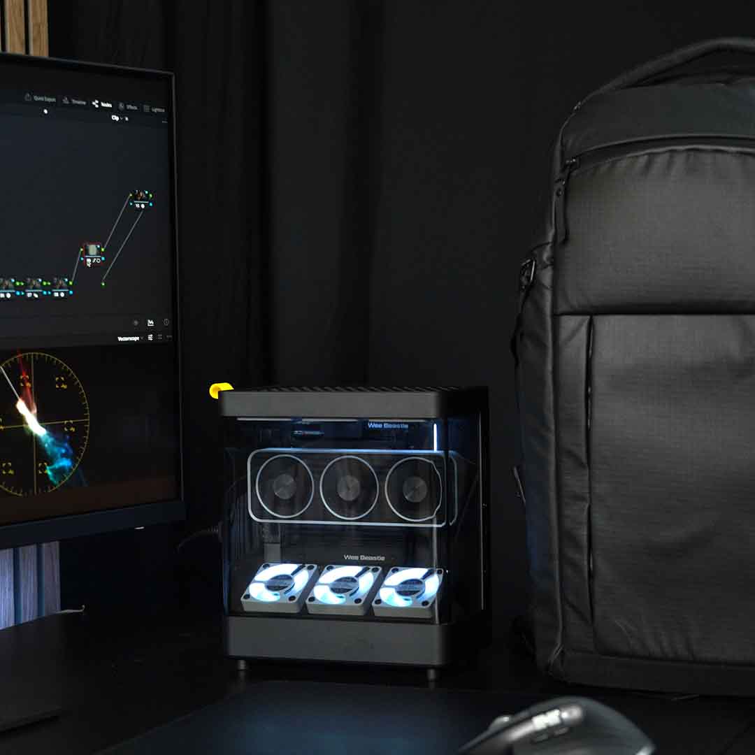 The 4.75L PC That Runs 6 Displays