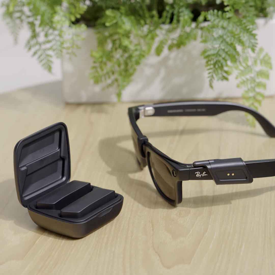 Snap-On Power for Meta Ray-Bans with 1600mAh and 21-Hour Boost