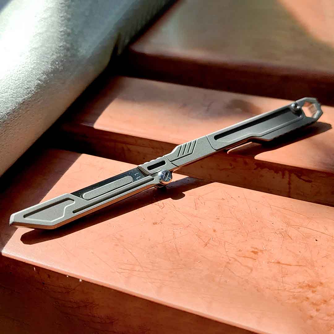 Super Sharp Titanium Hobby Knife