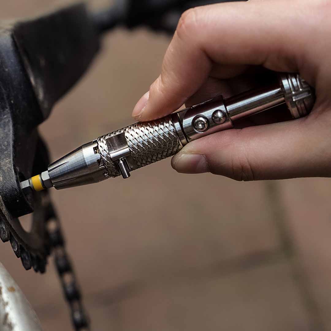 Titanium Ratchet With Modular Bit System