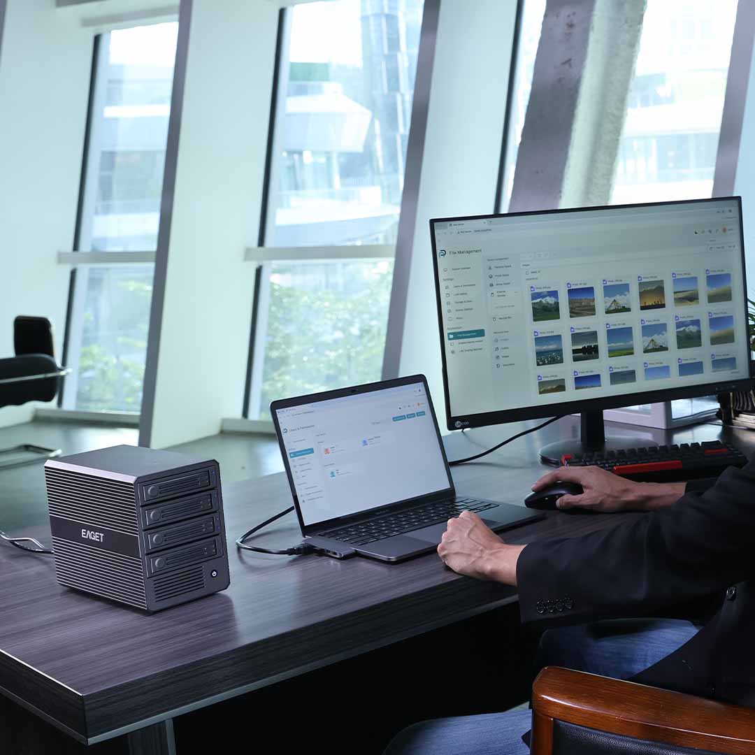 The Mini Server That Organizes Itself