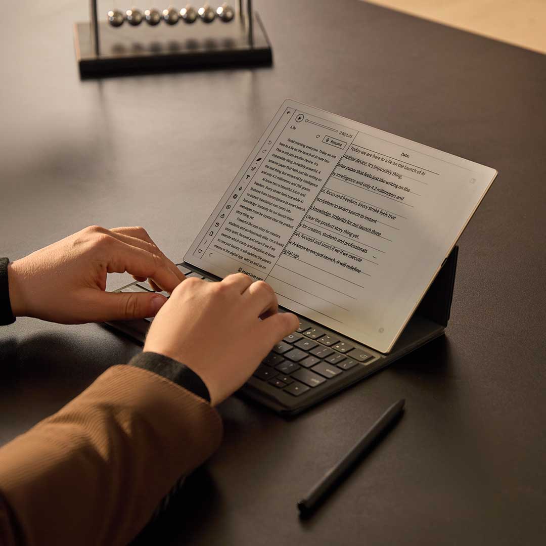 The AI-Powered Paper Tablet