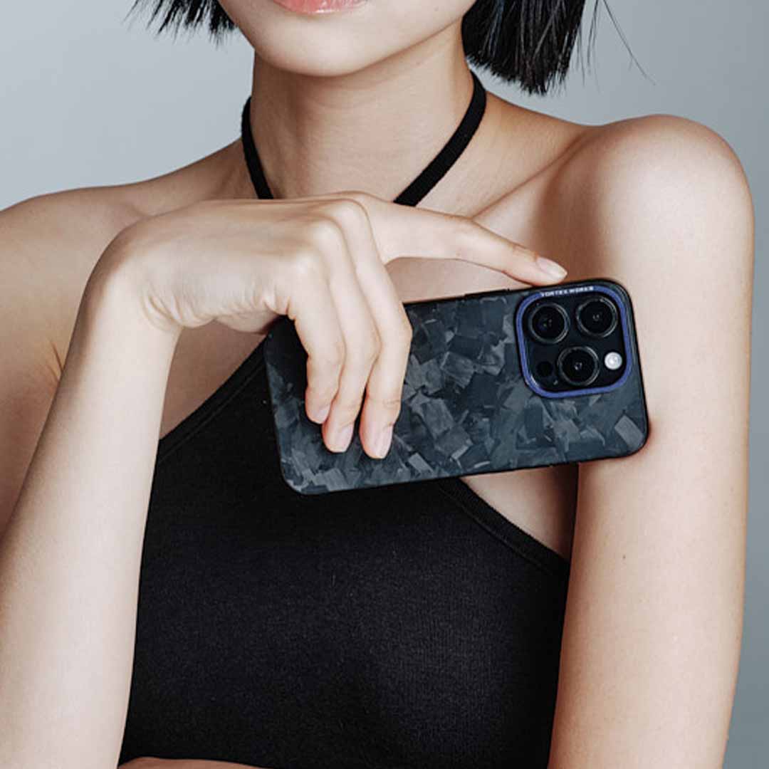 iPhone Style With Aerospace Carbon