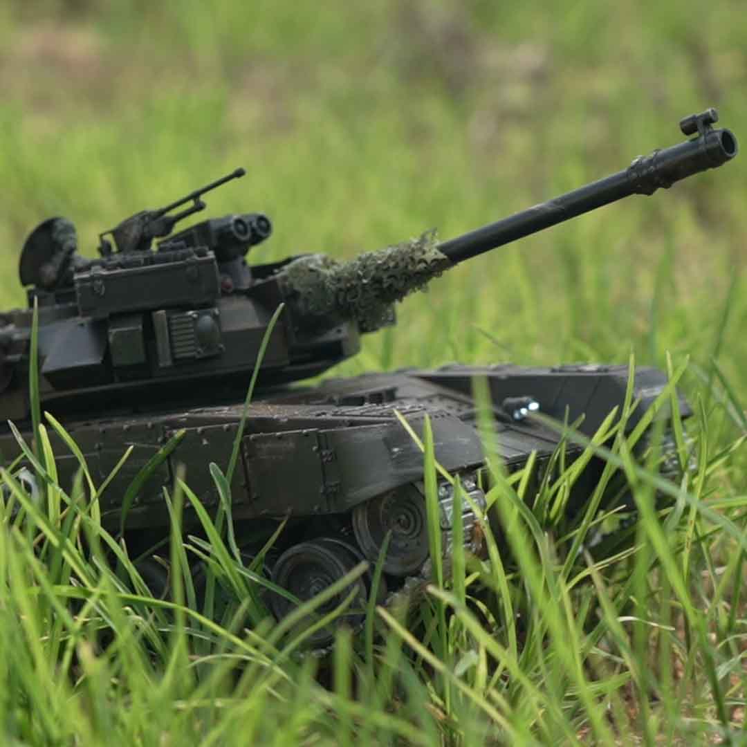 Precision Crafted RC Tank for Serious Collectors 🪖