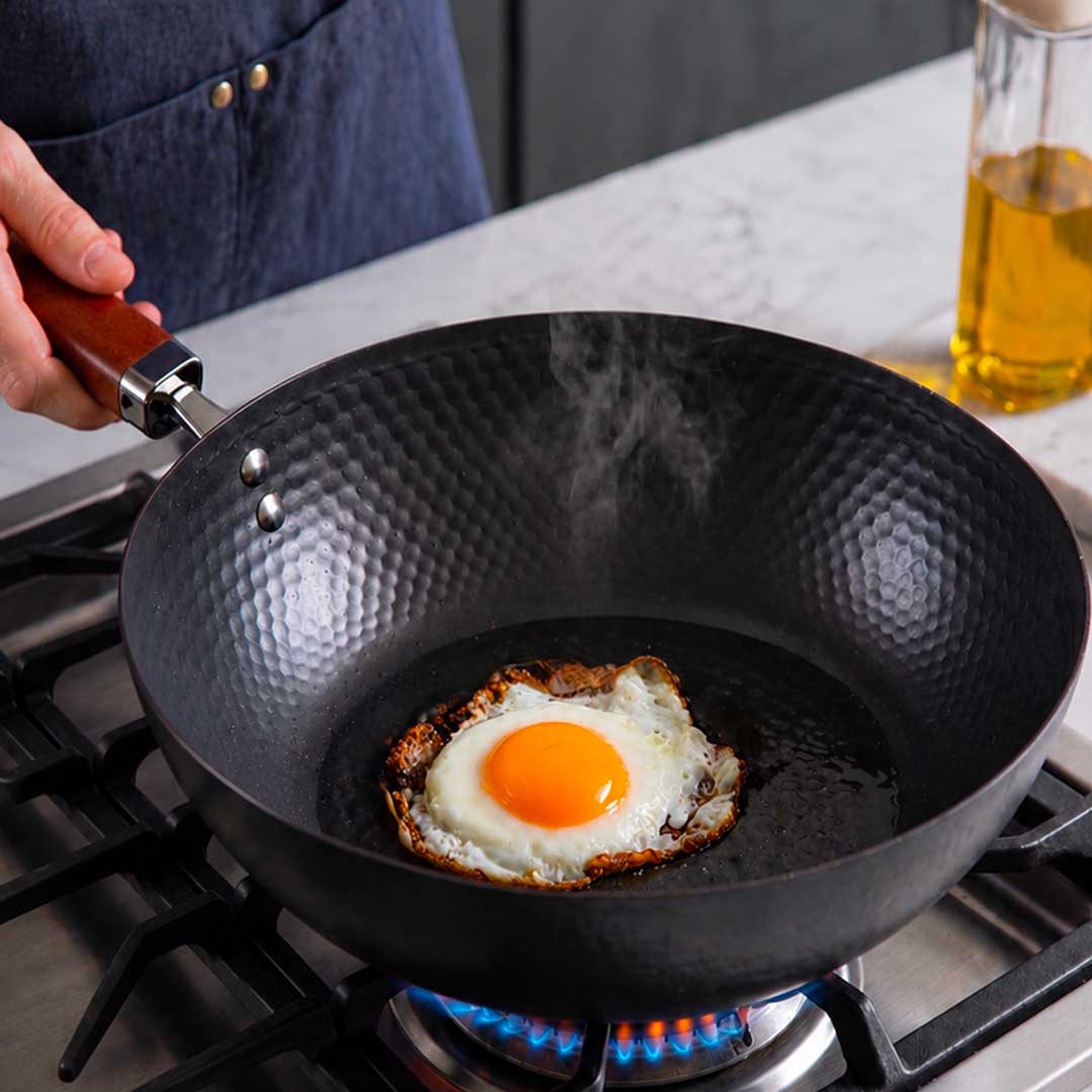Coating-Free Nonstick Pan