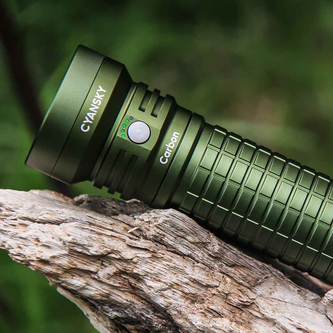 High-Powered 2000 Lumen Flashlight