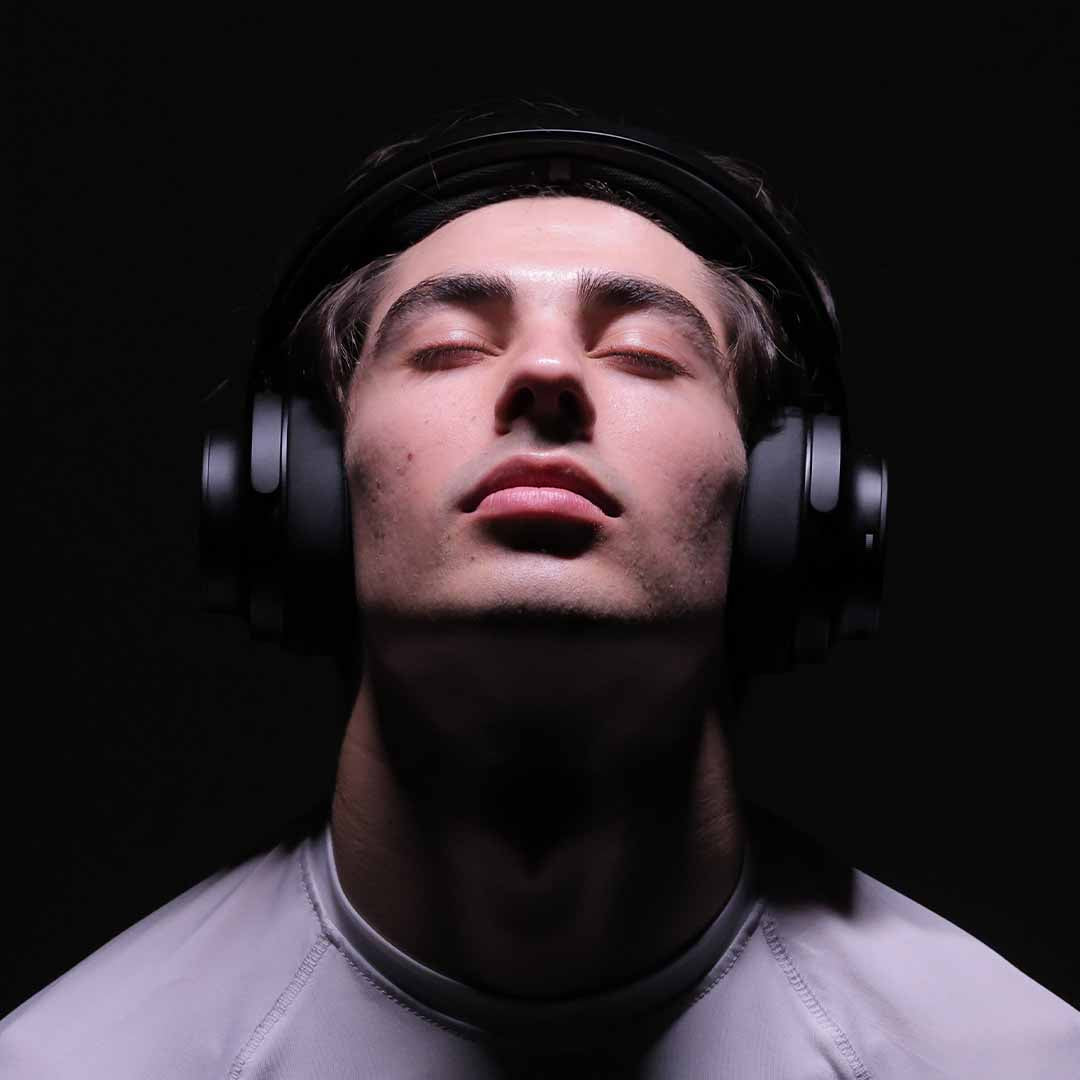 Brain-Sensing Headphones For Focus And Sleep