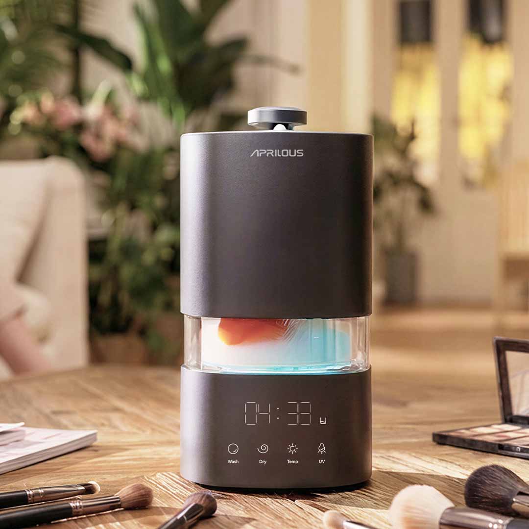 The 3-in-1 Brush Spa With UV Refresh