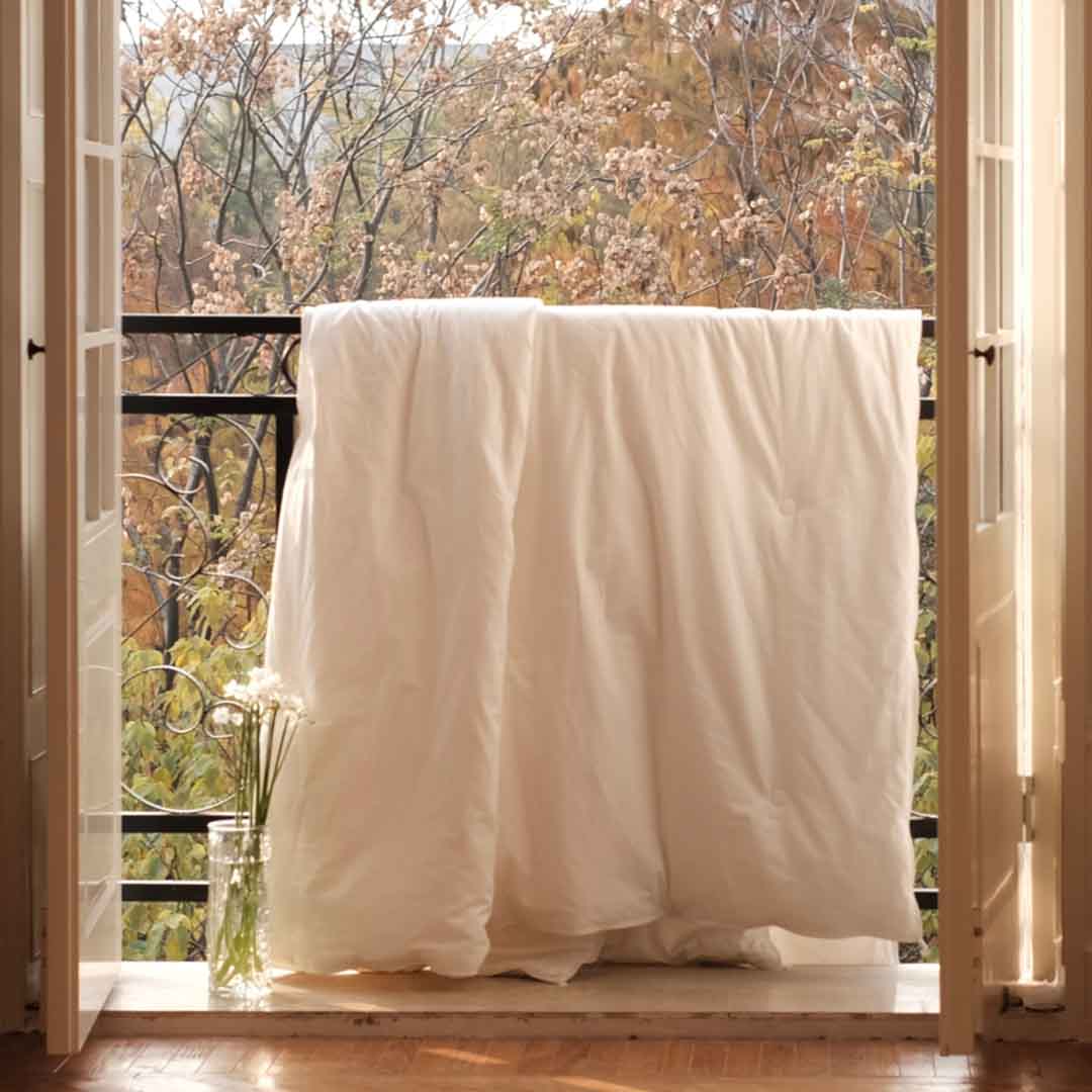 Mulberry Silk Filled Duvet With A Pure Cotton Cover