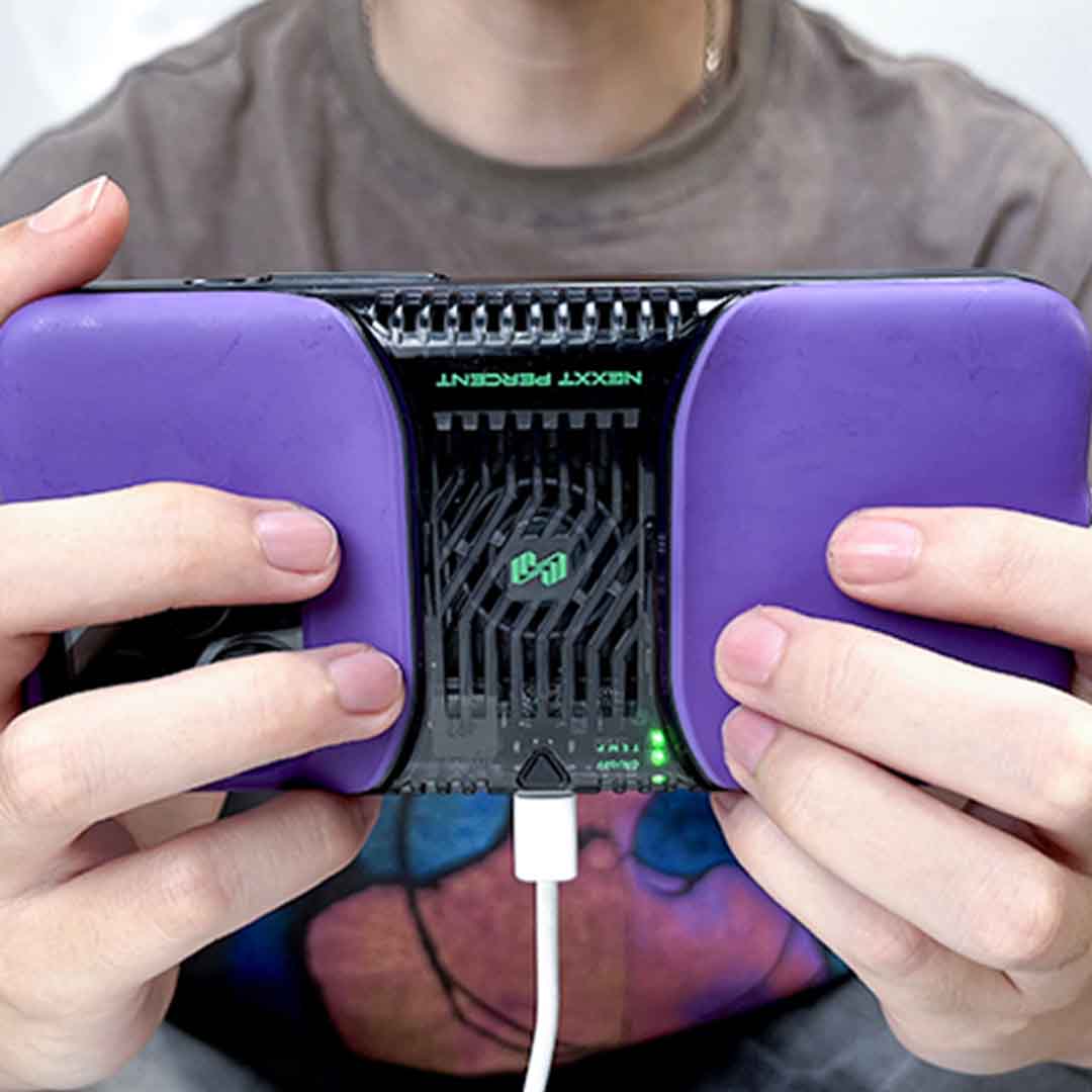 Cooler For Gaming On iPhone 15 & 16 Pro Max