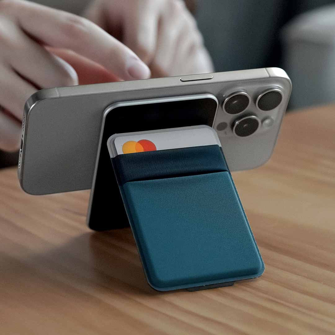 The Slimmest 5-in-1 Wallet Stand
