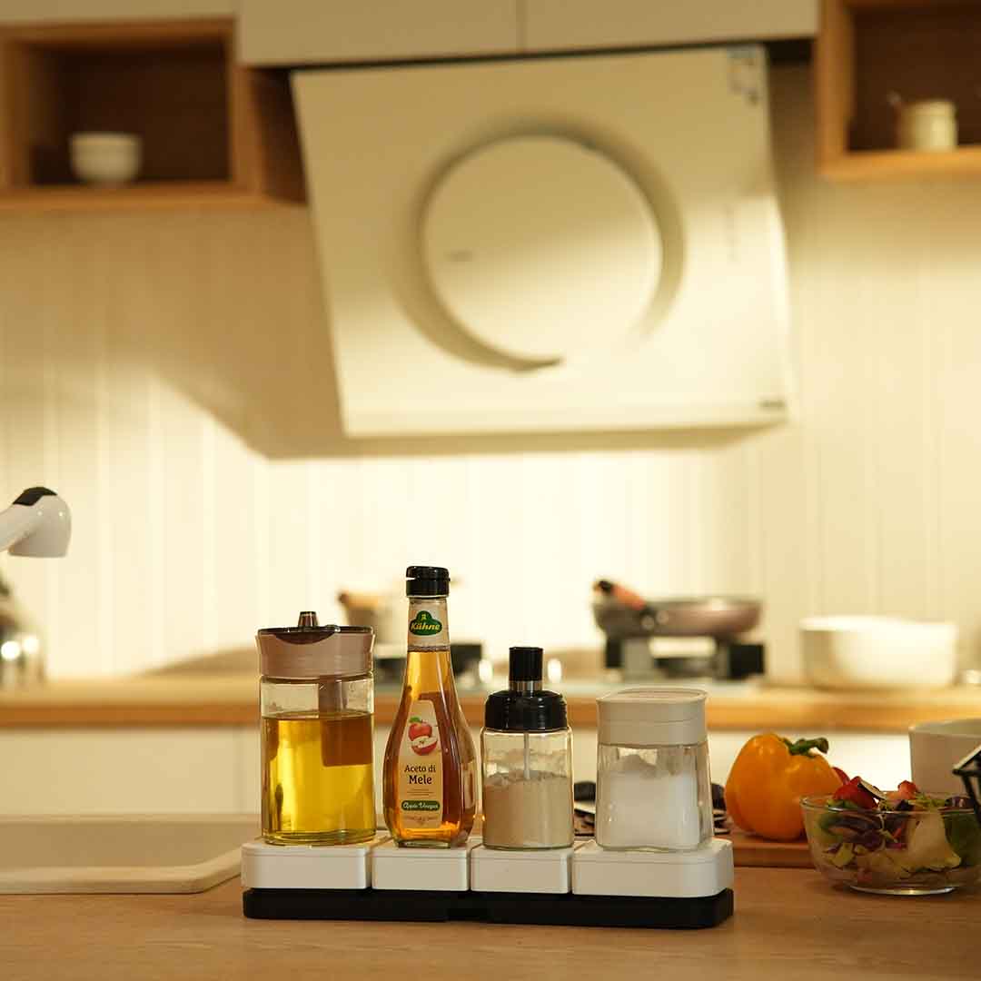 Smart Spice Rack With Intelligent Consumption Tracking