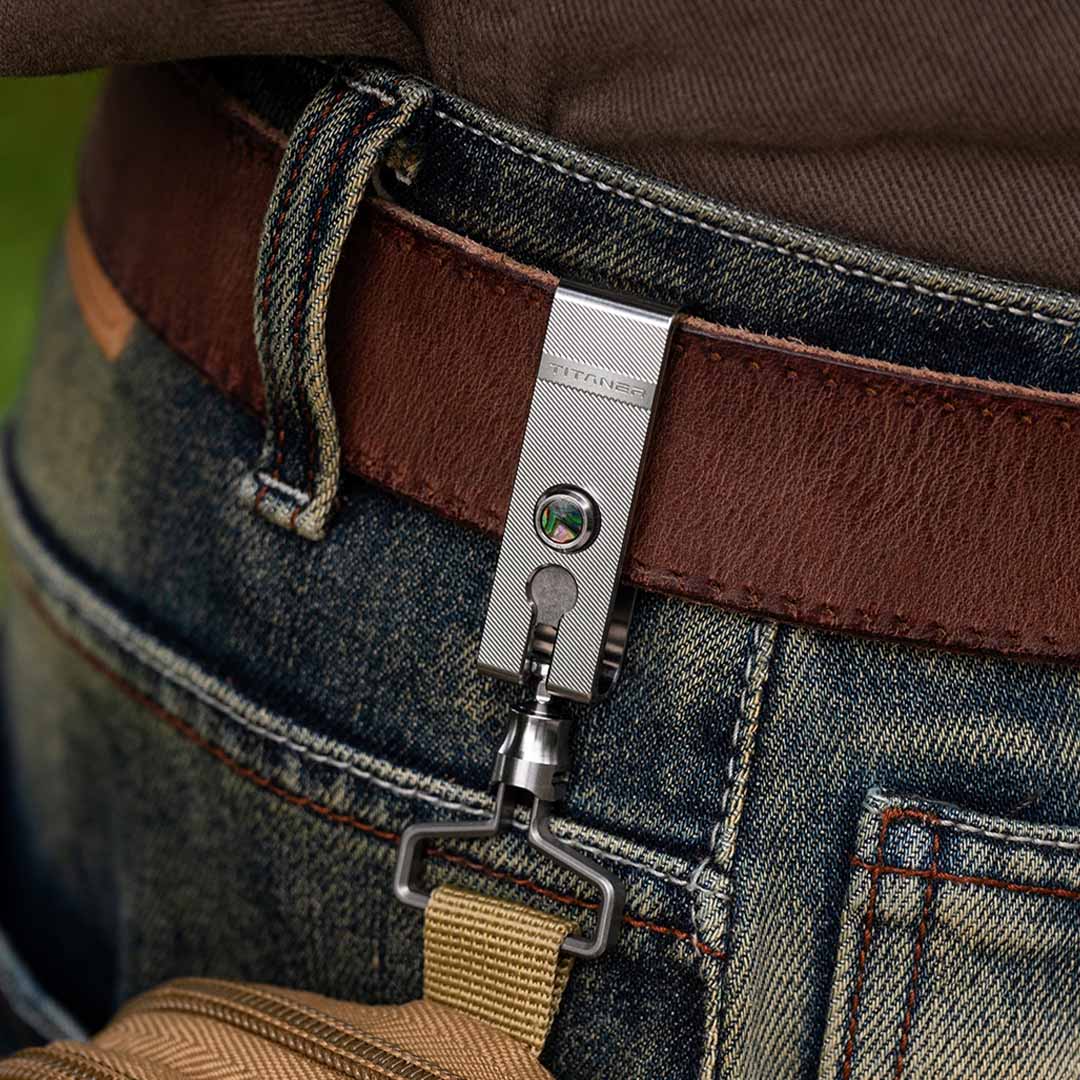 A Titanium Keychain Built For EDC