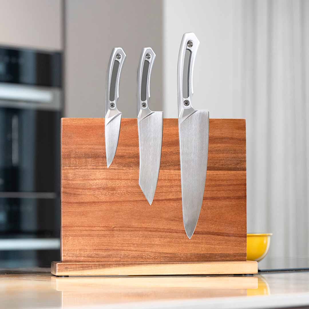 World's First M390 CNC Handle Knife