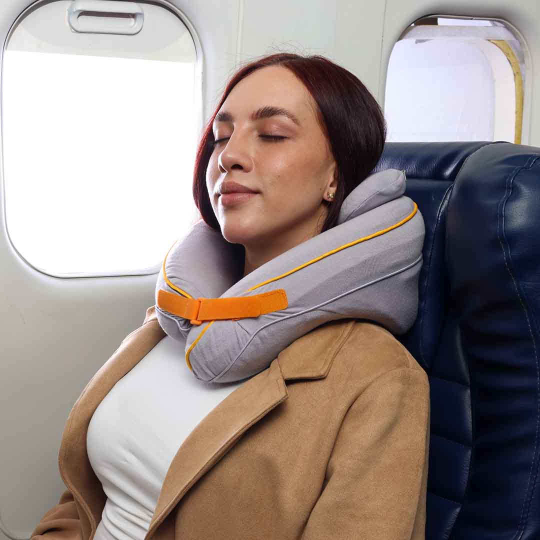 Space-Saving Pillow with Magnetic Headrest
