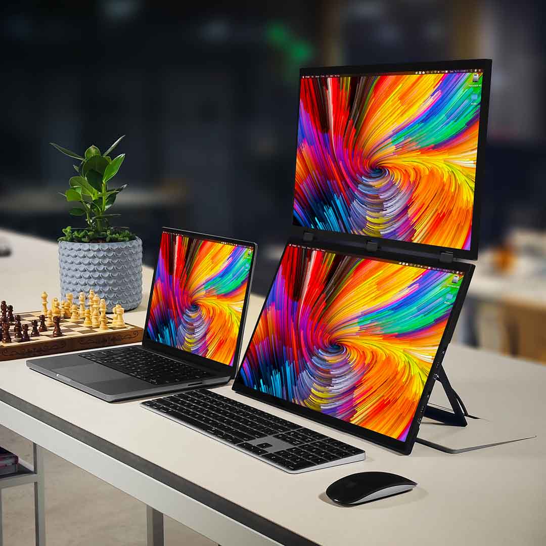 Dual 4K Display Redefines Mobile Productivity