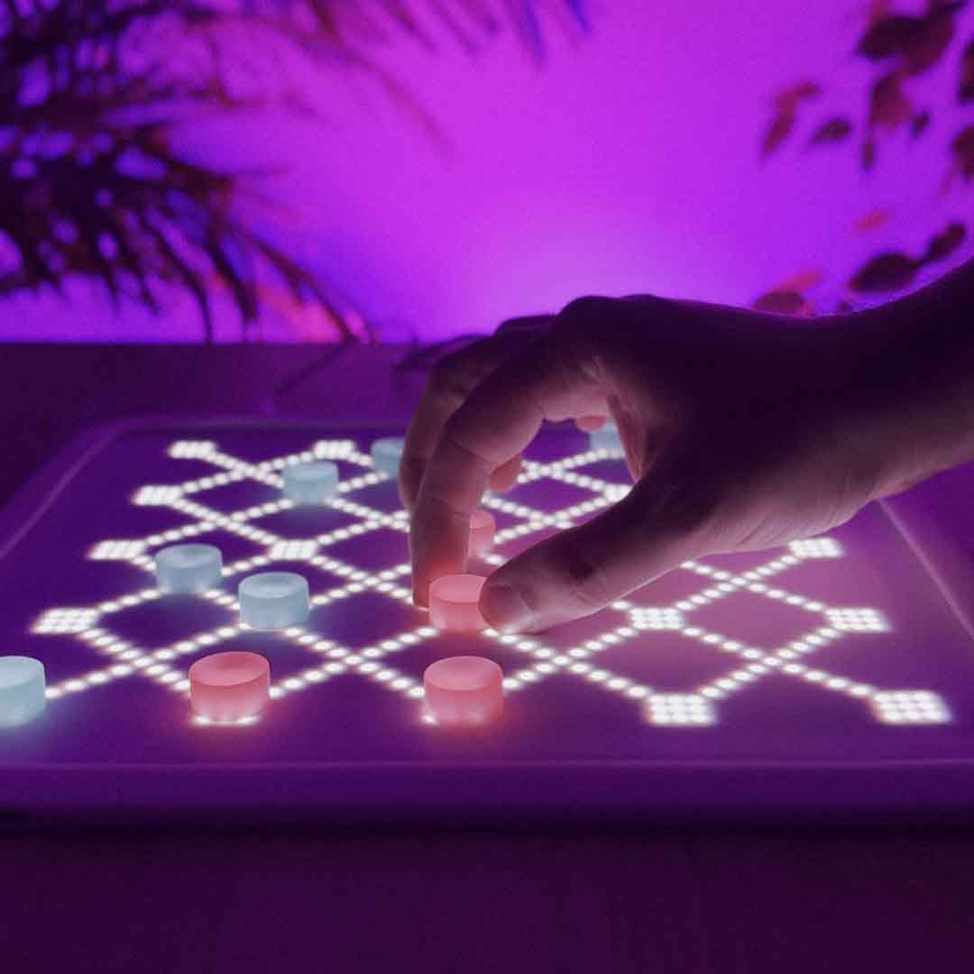 The Board Game That Rolls With You