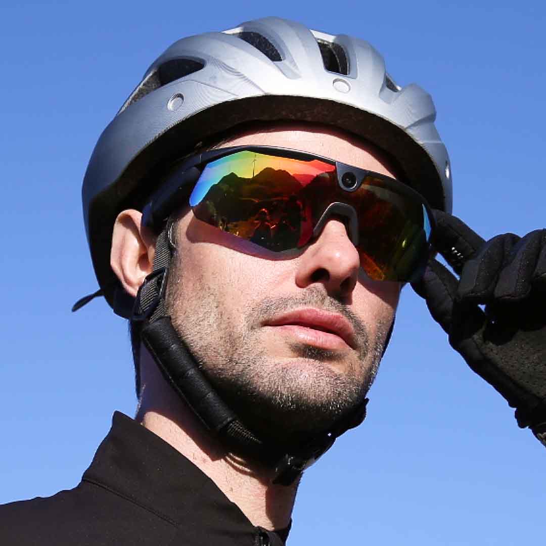 AI-Powered Glasses That Record Every Ride