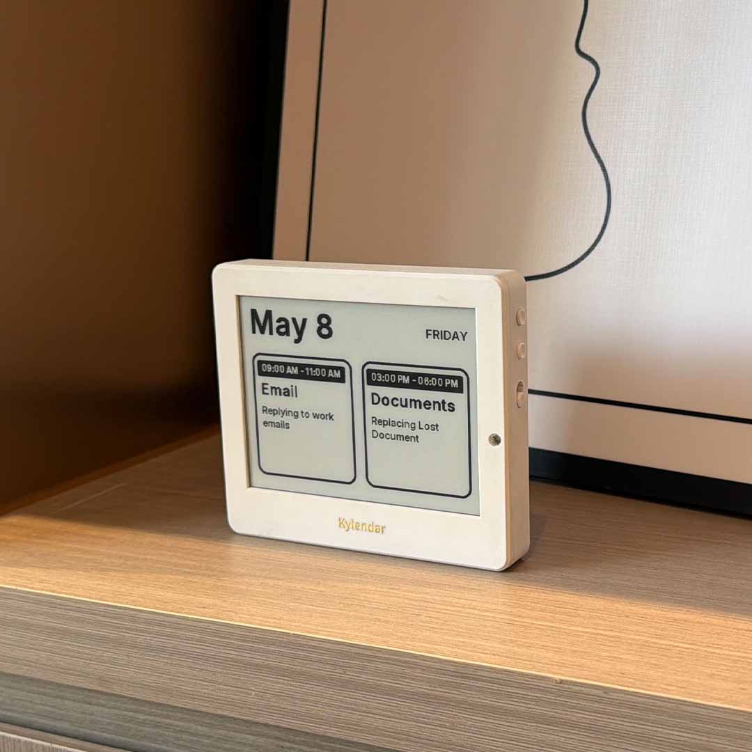 Smart E-Ink Calendar Display